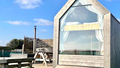 Lushna 5 Petite at Lee Wick Farm Cottages & Glamping - Foto 2