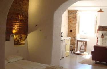 Casas Velhinhas - Apartº Aconchego e Apartº Calmaria - Foto 4