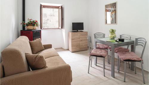 Cozy Home In Torraca With Wifi - Photo 4