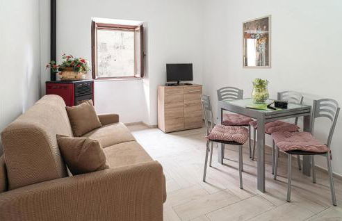 Cozy Home In Torraca With Wifi - Photo 4