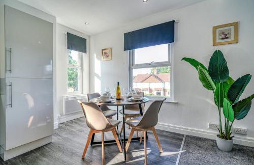 Budget 1-Bed Flat in Manchester - Photo 26