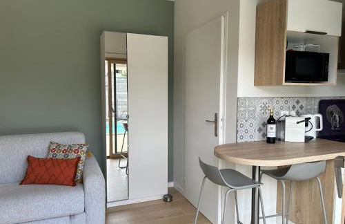 Studio vue piscine au calme près des vignes - Foto 2