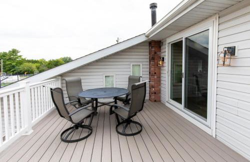 Group House Sleeps 26 THE ATTIC - 2 Miles to Cedar Point - Foto 77