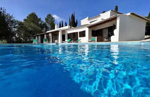 Portimão Bellevue Villa With Pool by Homing - Photo 1