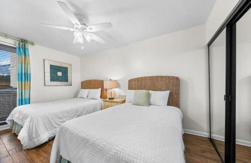 White Caps Condos - Photo 108