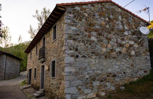 Casa Rural Sensaciones 3 dormitorios con jardin - Photo 28