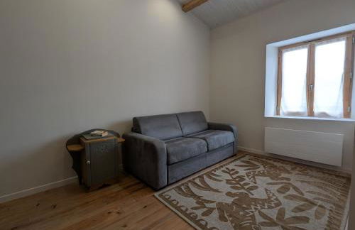 Maison rénovée avec terrasse et balcon à Polignac - FR-1-582-539 - Foto 6