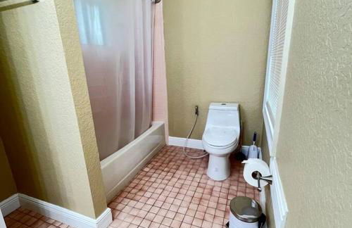 Resort Like house, 4 bedrooms, 3 bathrooms - Photo 39