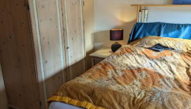 Ruhiges Appartement im Grünen - Foto 4, wardrobe