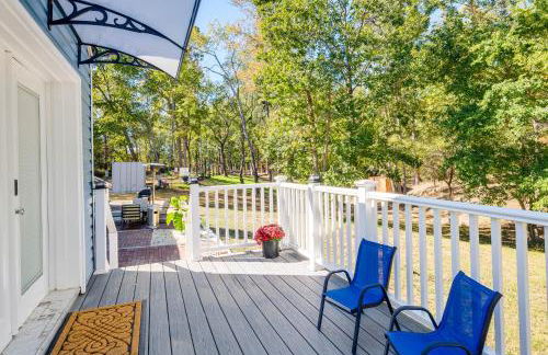 Walk to MIR Wooded Group Escape with Deck and Bar! - Foto 25