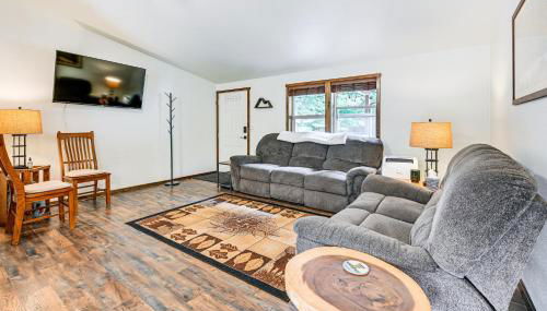 Gateway to Mt Rainier Riverfront Haven with Hot Tub - Foto 5