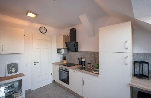 Apartment in Schloßchemnitz l Aufzug l W-Lan l Badewanne - Foto 18