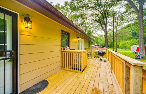 Hayward Home with Private Deck, Fire Pit and Kayak! - Foto 22