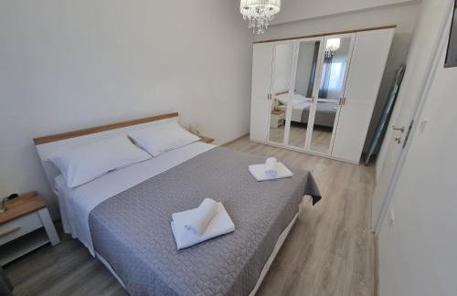 Villa Madison, Spacious Sea View Apartments Near Zadar with heated pool - Photo 5