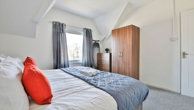 1 Bed Flat Near Cardiff City Centre - Foto 3, Habitación