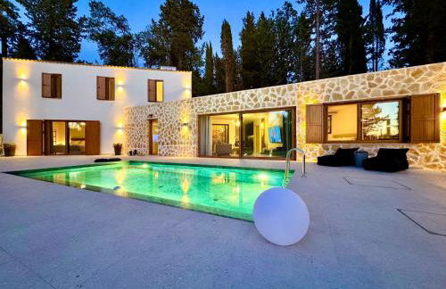 Domenico Morani Luxury Villa Concept with private pool by DadoVillas - Foto 37
