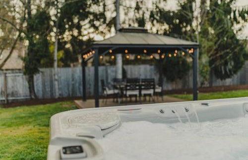 R&Rcade- Hot Tub, Arcade, Candy Machine, Gazebo - Foto 31