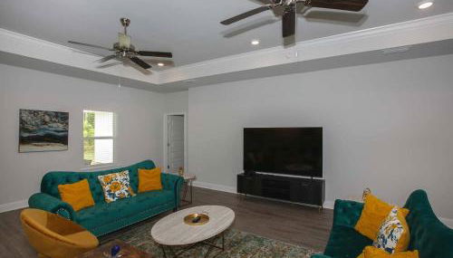 Pleasant Dreams House during November 2023 with a - Foto 2