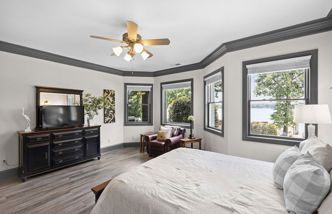 Make a Big Splash in 7BR Lake Norman Home! - Foto 14