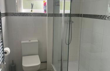 2 bedroom bungalow, 15 minutes to Alton Towers, dog friendly - Foto 33