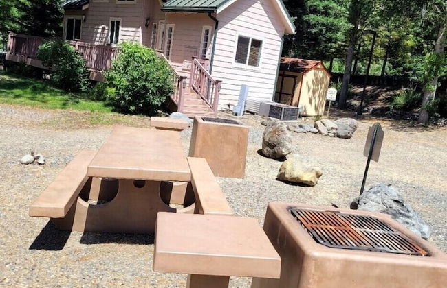 Strawhouse Resorts - Photo 61