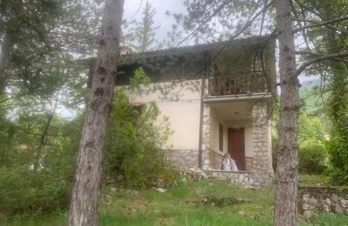 Esclusivo chalet immerso nel verde - Foto 2