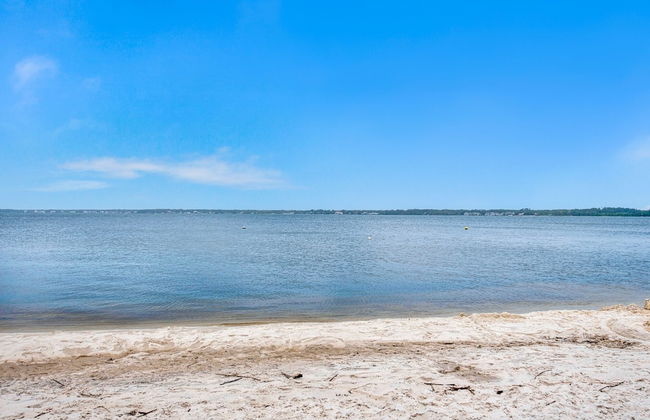 Sea View Play 3 Bedroom Home by RedAwning - Photo 35