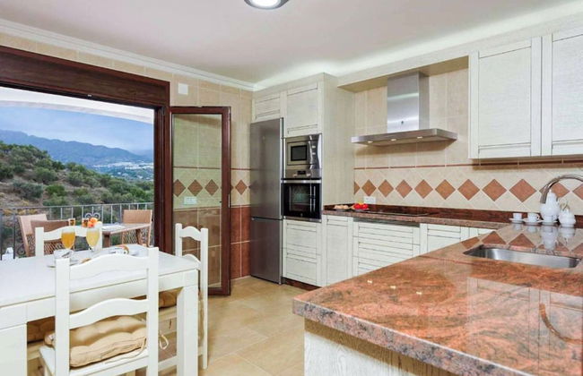 Villa Lara Pinta - Photo 19