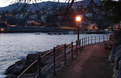 Ika Blue Studio - Photo 52