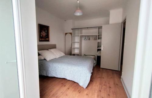 Appartement T3 confortable avec terrasse, 2 chambres, cuisine équipée, Wi-Fi – Larressore - FR-1-495-122 - Foto 7