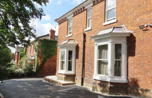 Our House Collective - Luxury Stay in Lincoln City Centre, Hot tub, Sleeps 16 - Foto 57