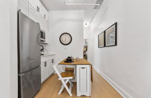 2BR and 2BA in Historic Brownstone near Subway - Foto 17
