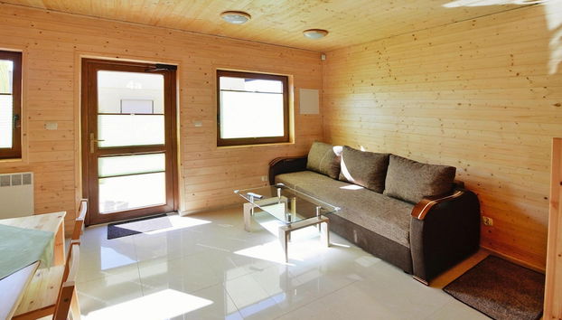 Cottage in Sarbinowo Near Baltic Sea Beach - Foto 5, Sala de estar