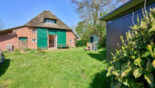 Reetdachhaus Sünsbarg - Foto 1, Garden, Garden view