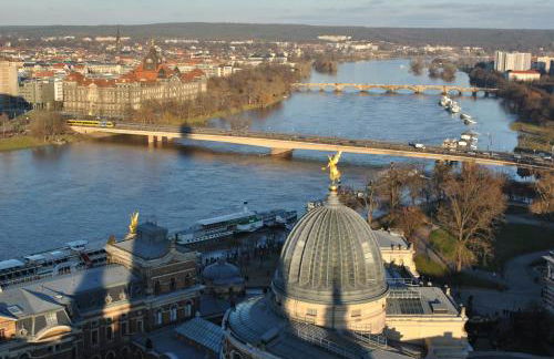 Idyllische Ferienwohnung am Pillnitzer Schlosspark - Photo 32