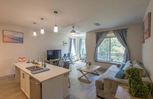 Riverwalk and Pool view Apt with King bed Infinity Pool Gym Free Parking - Foto 1