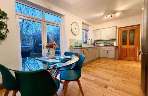Private All-Weather Hot Tub House, Fire Pit, Free Parking, Near City Centre, Freeman Hospital, Great Transport Links - Foto 26
