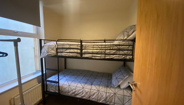 City Apartment - Sleeps 4 & Free Parking - Foto 2