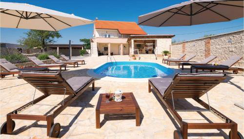 Five-Bedroom Holiday Home In Gorica - Foto 2