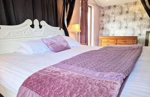 Ochil 10 with Private Hot Tub - Fife - Loch Leven - Lomond Hills - Photo 6