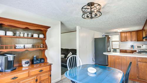 Home with Bunkroom 2 Mi to Hatfield and McCoy Trail - Foto 2