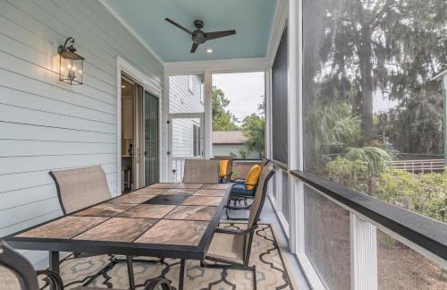 Newly Listed Duke St Cottage - Downtown Beaufort - Foto 26