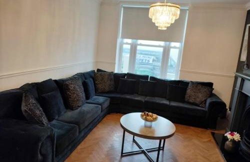 Seafront folkestone Sandgate channel tunnel - 5 star property Sleeps 16 - Foto 3