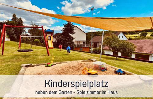 Großes Ferienhaus für 12 -17 Personen mit Whirlpool - Spielzimmer und Garten - Photo 36