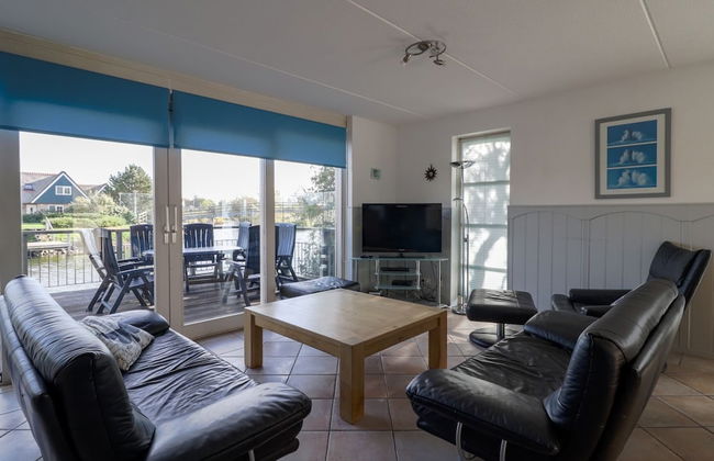 Villa on the Water With Sauna in Friesland - Foto 10