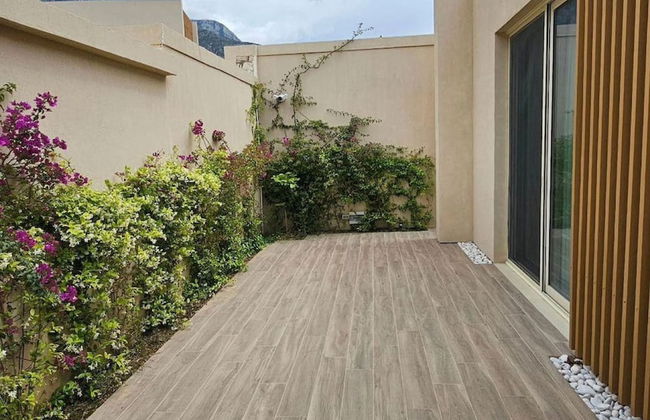 Sunny Coastal Getaway Green Coast - Photo 4