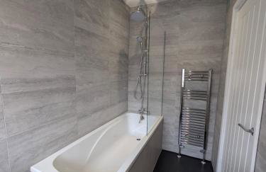 Family-Friendly 3-Bed House in Gateshead - Foto 7