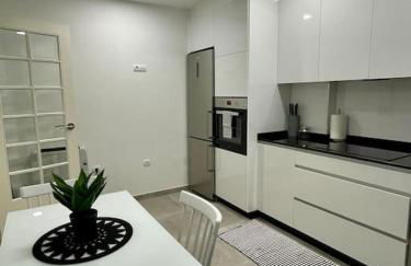 WHITE Con Parking Gratis - Foto 15