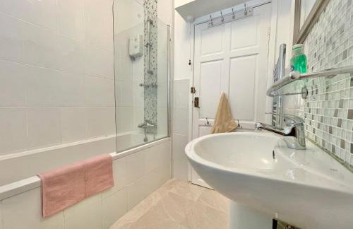 Penny Lein Apartments - Photo 22