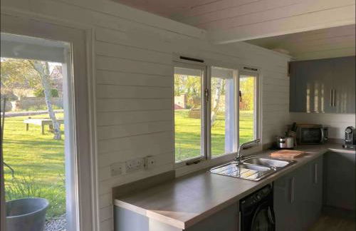 Orchard Retreat - Rural Cabin - Private Hot Tub! - Photo 16